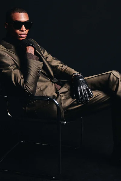 Look 16